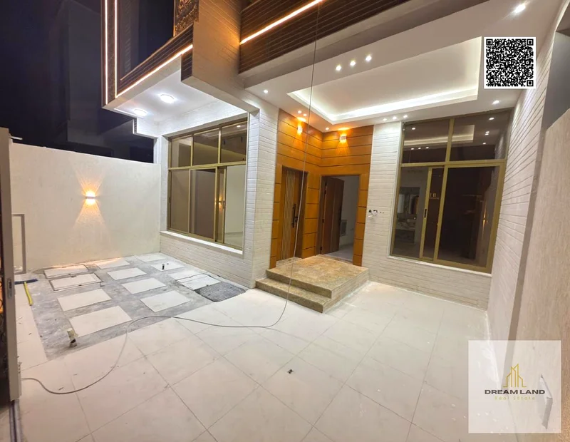 فيلا حديثة للبيع، طابقين وسلالم داخلية إلى السطح - متضمنة رسوم التسجيل ورسوم الملكية - ملكية حرة للجميع لـ63893336736131111