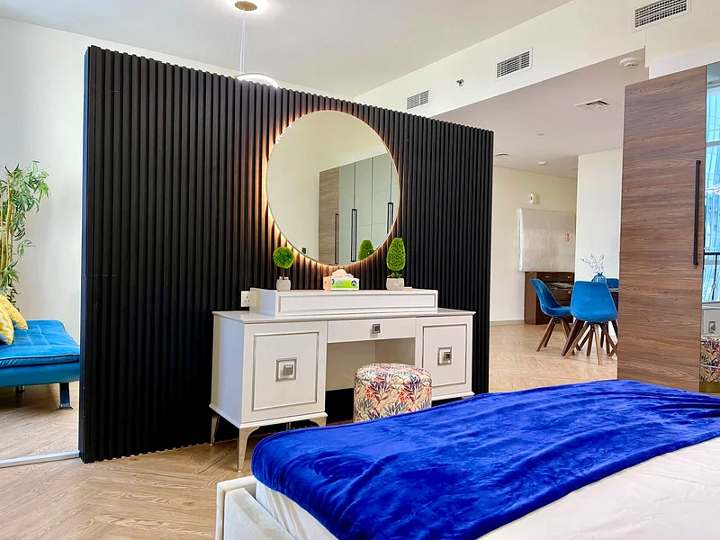 Large studio l Fully furnished l  Prime Location63842851070081112