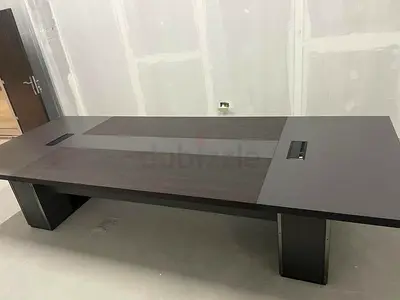 Conference meeting table