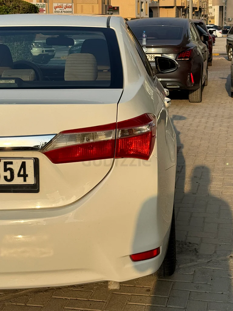 تويوتا كورولا خليجي 1.6L وكالة مالك أول 2014 للبيع63401304392579112