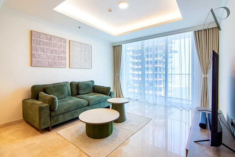 1 BHK with Sea View, Emaar Beach Front63829795863041112