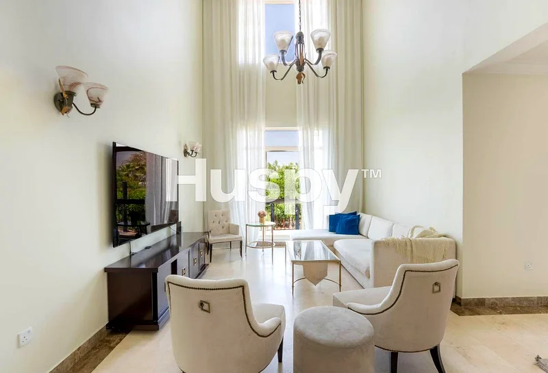 Exclusive | Vacant | Private Pool63917970174849114