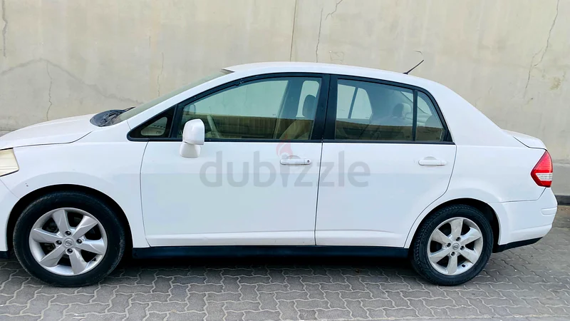 Nissan Tiida 201163484188385410114