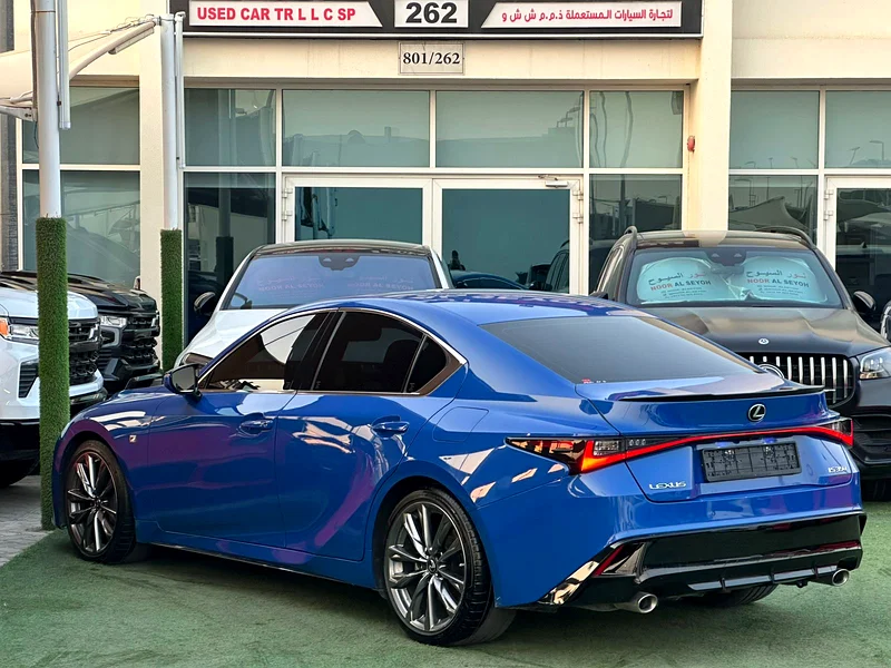 LUXES IS 350F GCC 2022 GCC FULL OPTION ORIGINAL PAINT PERFECT CONDITION UNDER WARRANTY FULL SERVICE63480996150274114