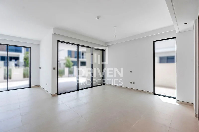 Garden Suite | Amazing Park View | Spacious Layout63735584925057111