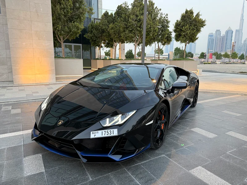 Huracan EVO / Forged Carbon / Low mileage634908202960661113