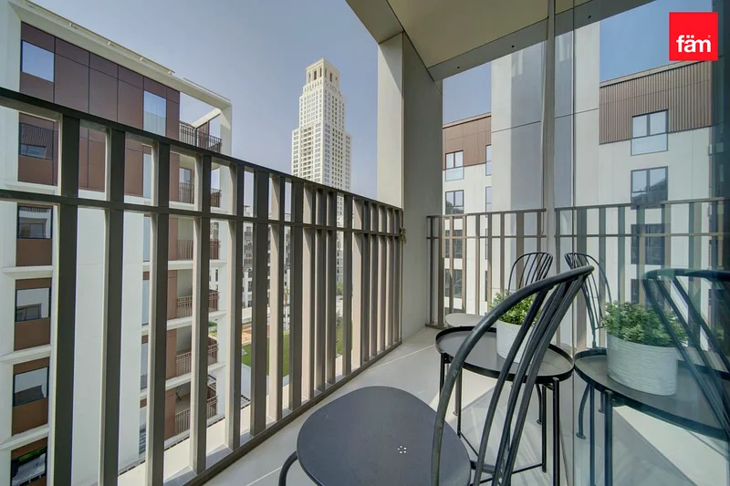 Burj Khalifa view | Seaview |  7.4% ROI | rented64024508261506111