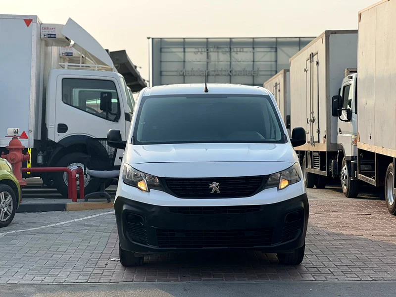 2022 | Peugeot Partner | Van | Manual | GCC | V4 | Ref#81063613734899715111