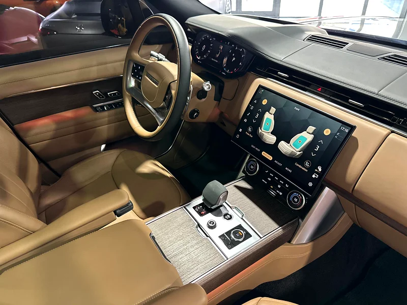 Range Rover P530, HSE, V8, Al Tayer Warranty, Full Service History, Full PPF, No Accident, No Paint Work63482810284289113