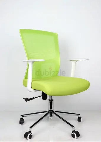 Medium back highback chair