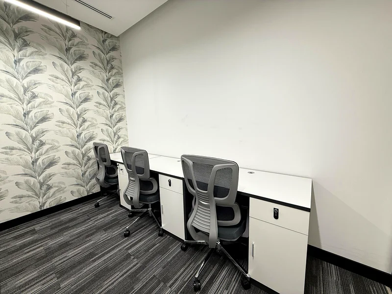 Corporate Offices with Elegant Reception & Lounge Area | Near METRO- HealthCare & WAFI MALL | Prime Location63618103278851113