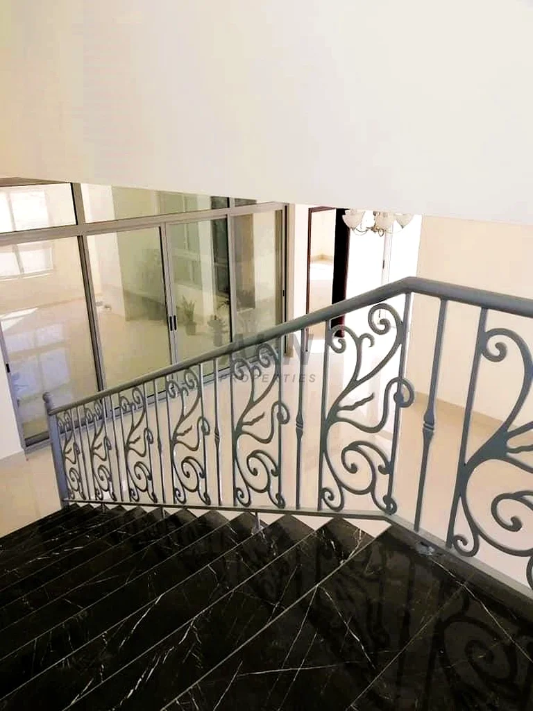 فيلا فسيحة من طابقين | الجنسية فقط من دول مجلس التعاون الخليجي63853355107203113