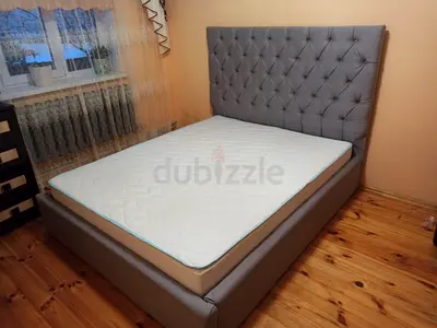 Elegant and Stylish Queen Size Bed for Sale!