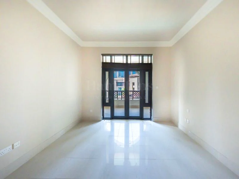 Fountain and Burj View | Best Price | Multiple chq63769240449537114