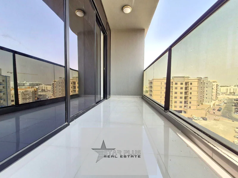 ON THE EXIT OPEN VIEW SPACIOUS 2BHK WITH GYM,SWIMMING POOL AND PARKING.63730149659906113