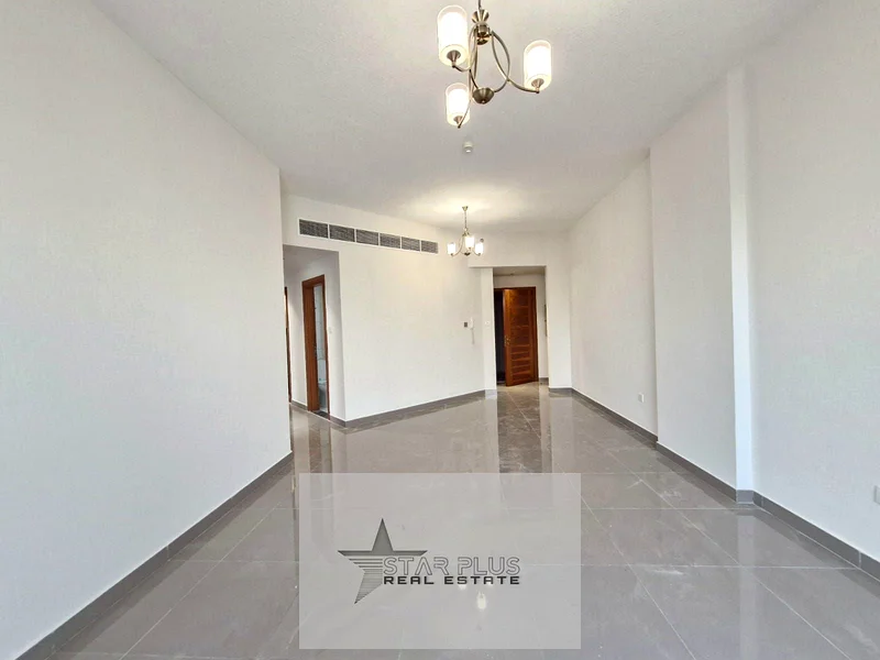 ON THE EXIT OPEN VIEW SPACIOUS 2BHK WITH GYM,SWIMMING POOL AND PARKING.63730149659906114