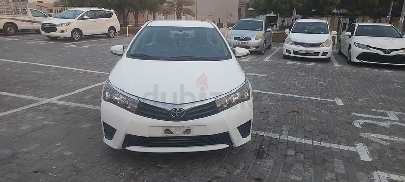تويوتا كورولا 1.6 SE | أوتوماتيك بالكامل | خالية من الحوادث | خالية من المشاكل للبيع63401303969409117