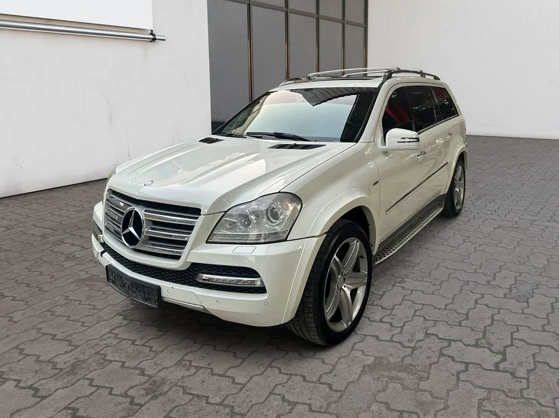MERCEDES GL 500 2012 FULL OPTION63488211603203114