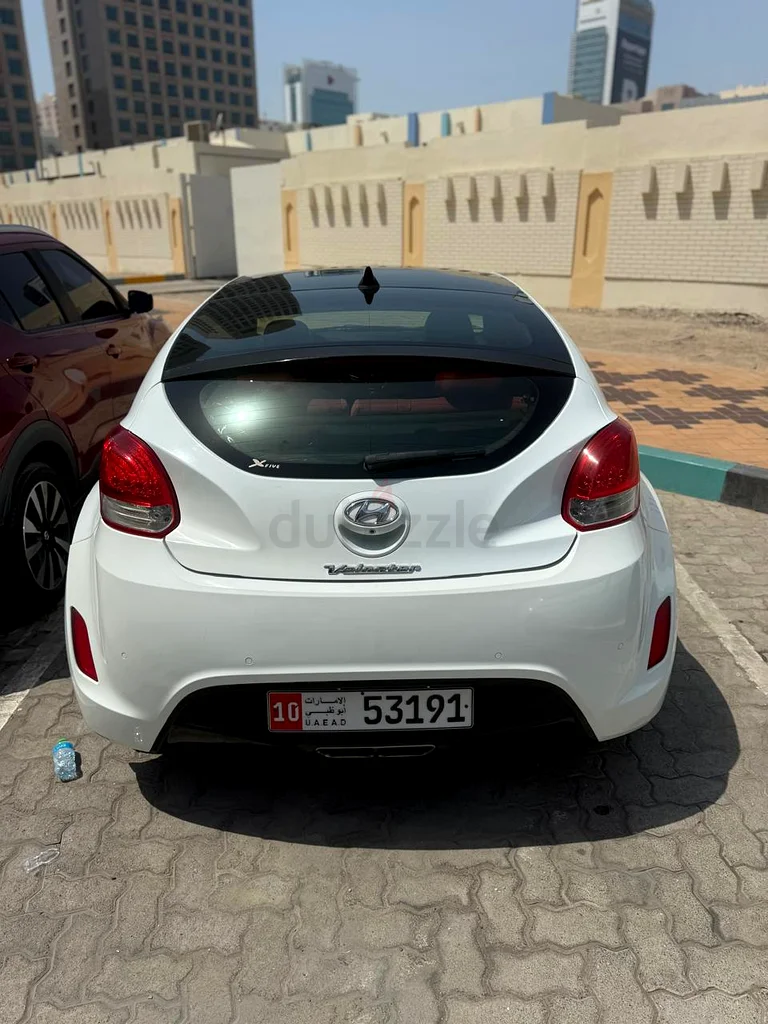 Hyundai veloster63406906268417113