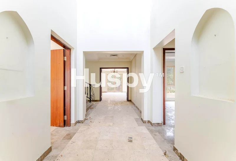 Renovation Opportunity | Large Plot | Vacant63917970196097114