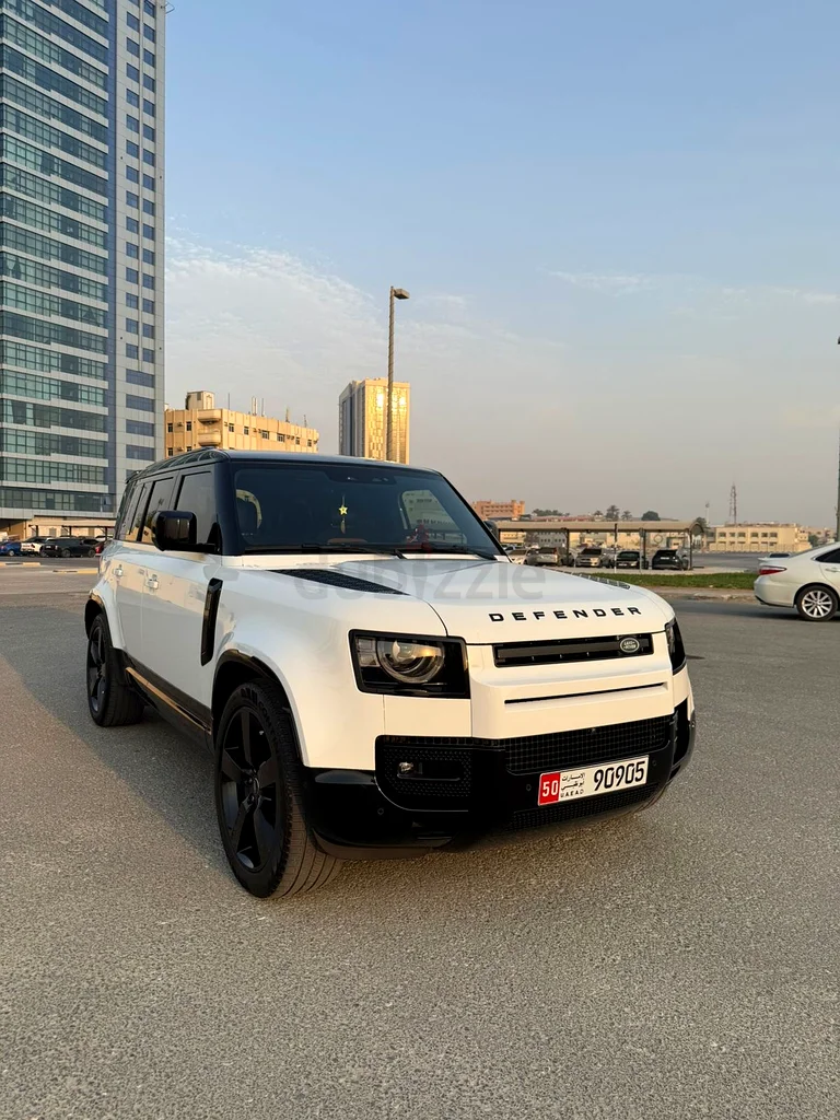 2024 Land Rover defender x-dynamic63482810218499111