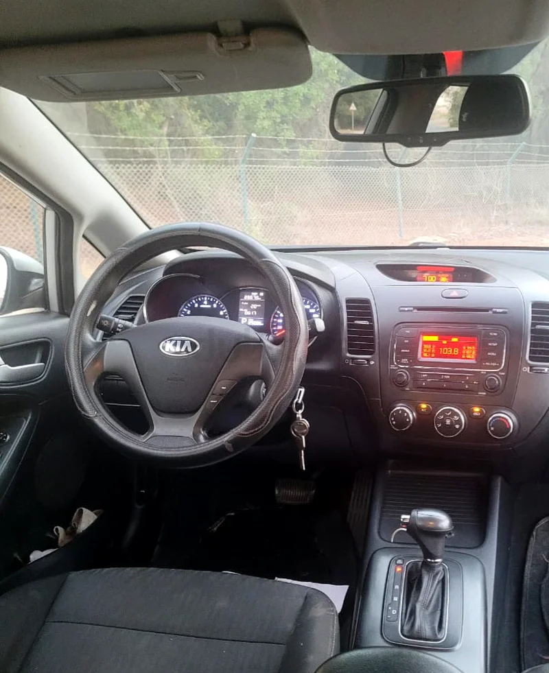 Kia Cerato 2017 – Excellent Condition – 125,000 km63482310972162114