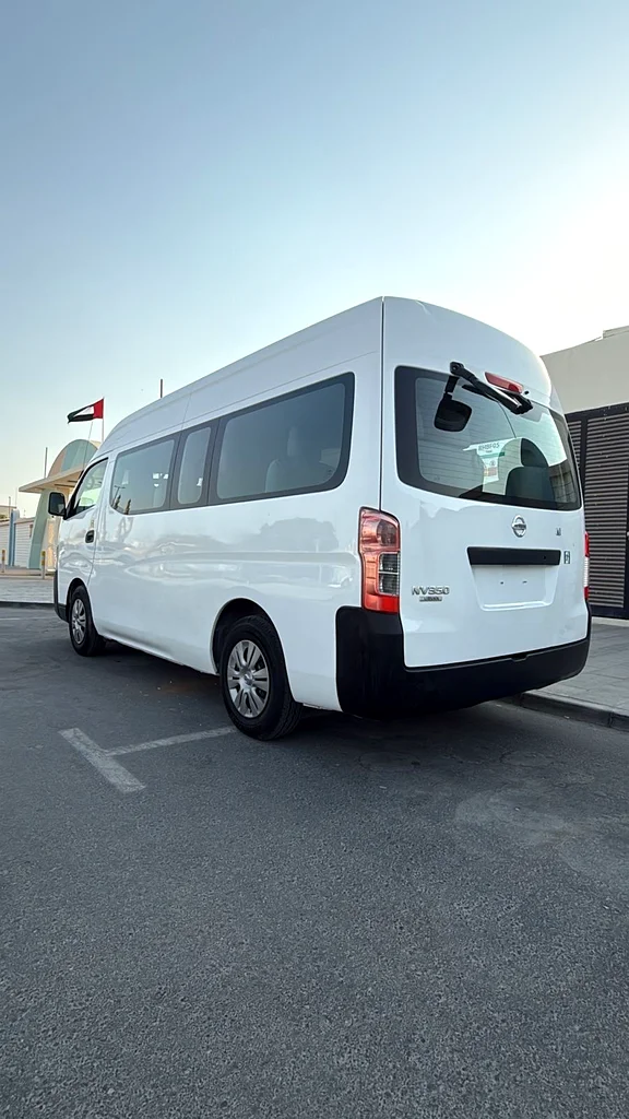 Nissan Urvan 2020 13 passengers high roof excellent conditions63399981805058112
