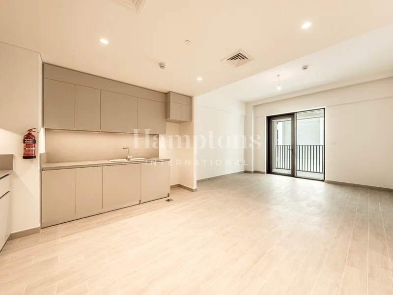 Bright And Spacious | Low Floor | Vacant63758258907395111