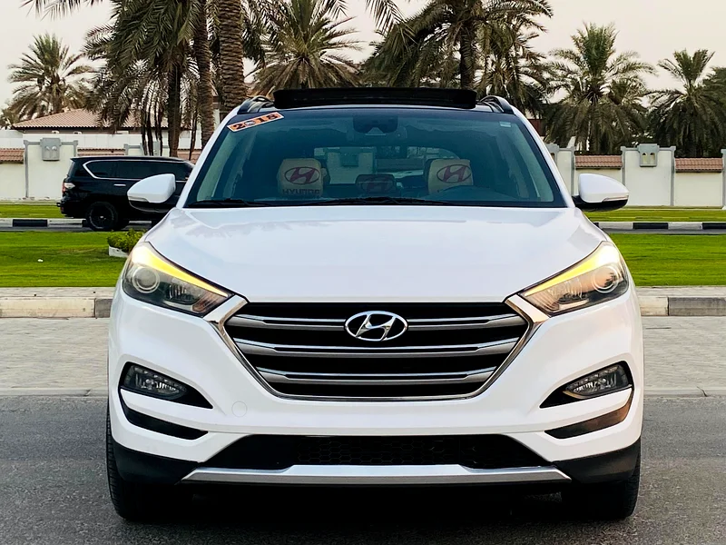 Hyundai Tucson Limited 2018 - Full specifications - Accident-free - Clean title - Luxury SUV63407354051075112