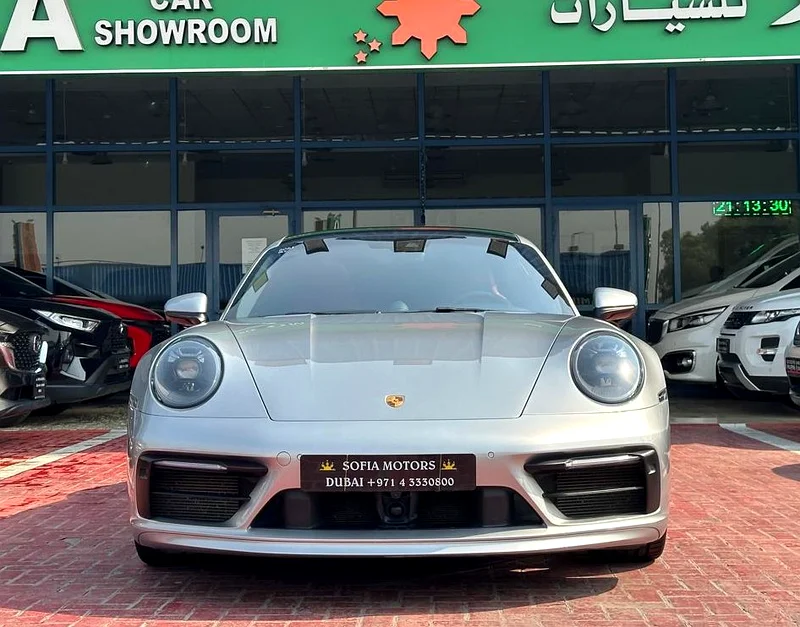 PORSCHE CARRERA 911 2021 MODEL SILVER - GCC SPECIFICATION - 3-YEAR DEALER WARRANTY63406916687234111