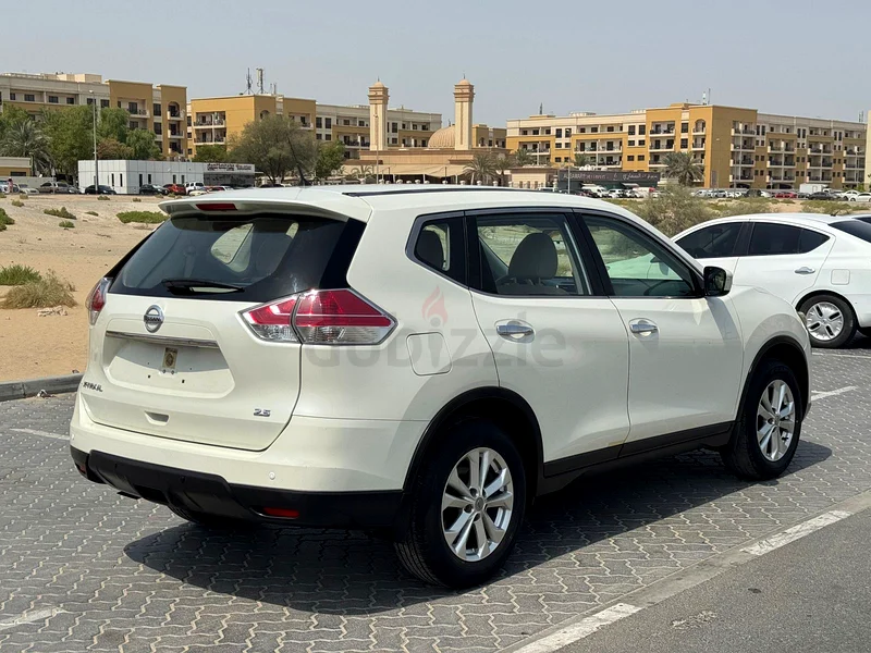 NISSAN X TRAIL 2015 GCC63488644151554112