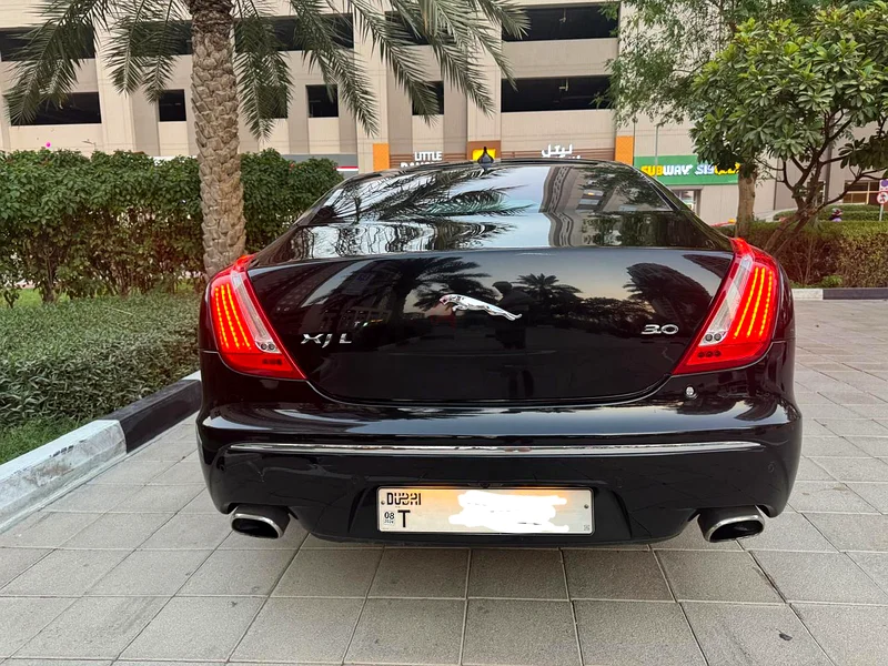 جاكوار XJ63491177124483111
