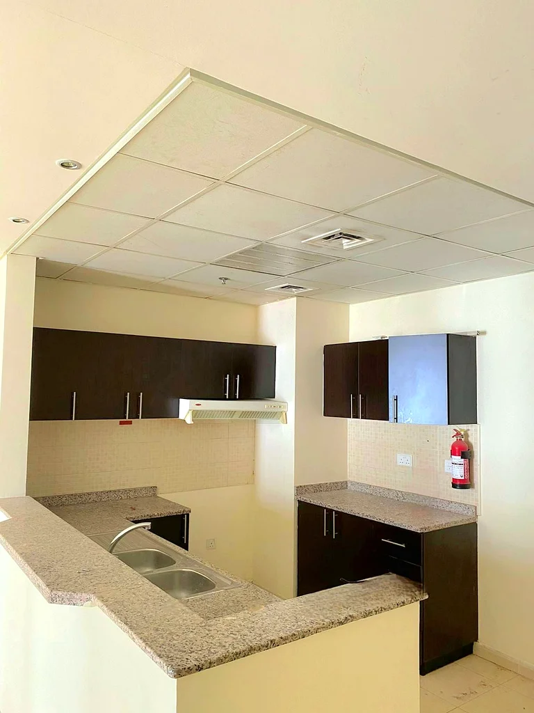 LUXURY LIVING | TENANTED UNIT | OPEN FACING VIEW63934142842499112