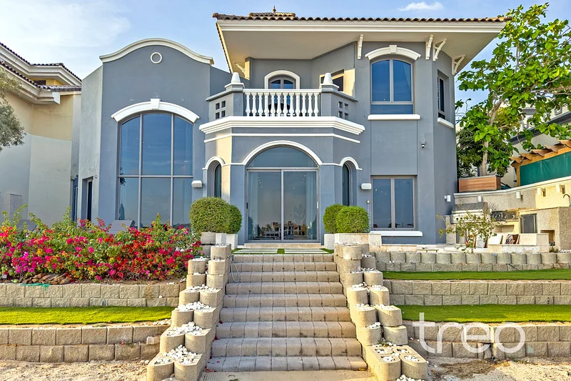 Upgraded | Available now | Furnished63654982617859110