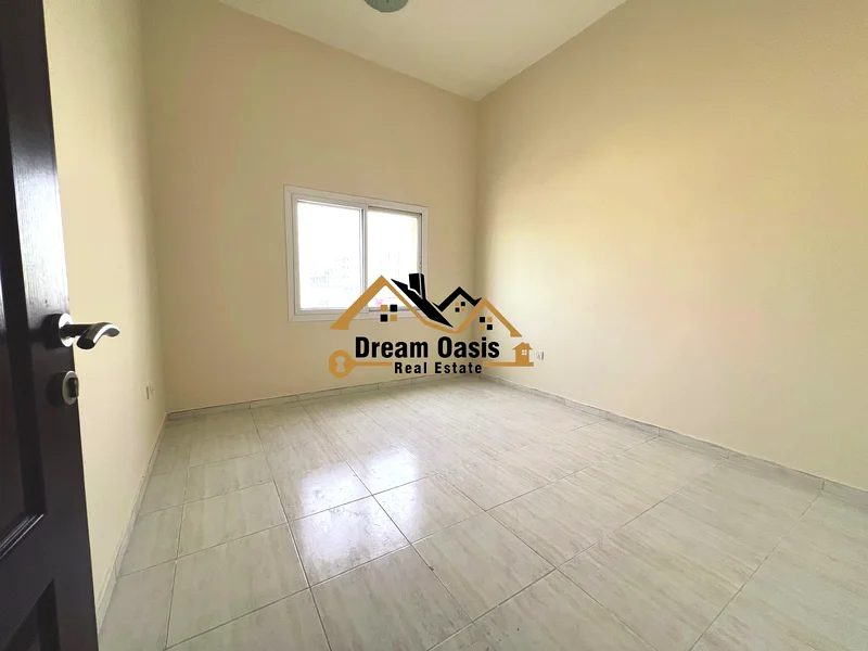 Spacious 1 BHK in 32K | Central AC63404795268354114