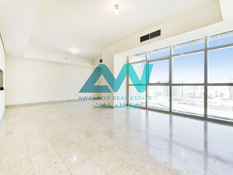 Fabulous Unit | Community/ Canal View | High Floor63846465669122113