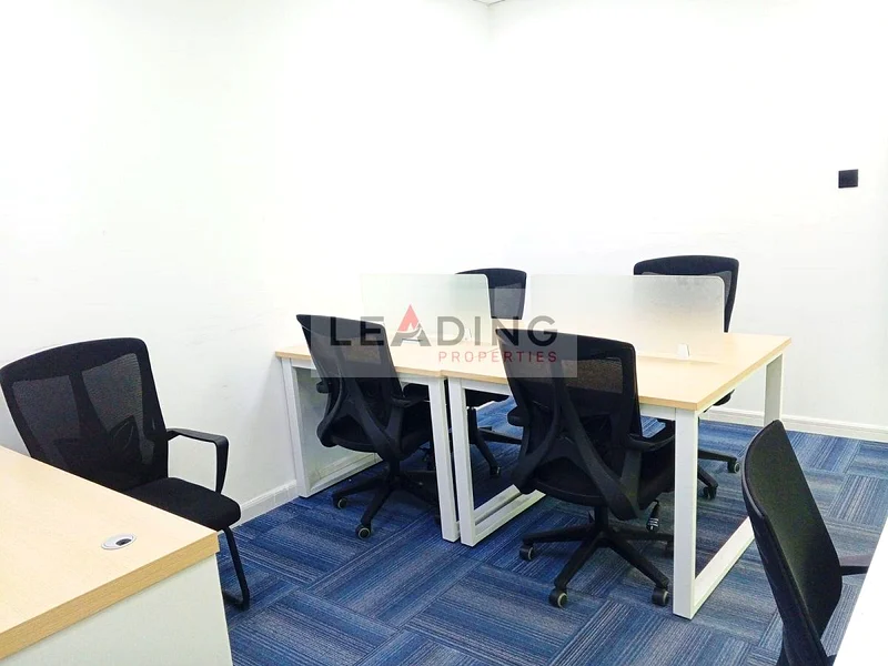 مكتب مفروش بالكامل من الفئة التنفيذية مع سهولة الوصول إلى المترو63620197534082113