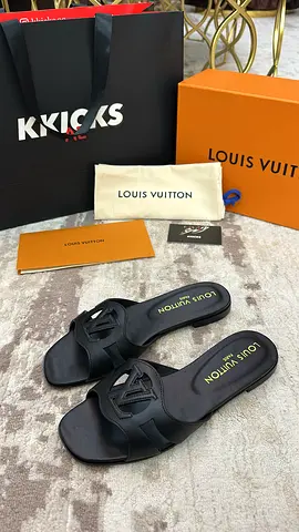 Louis Vuitton Isola Flat Sandal ‘Black’