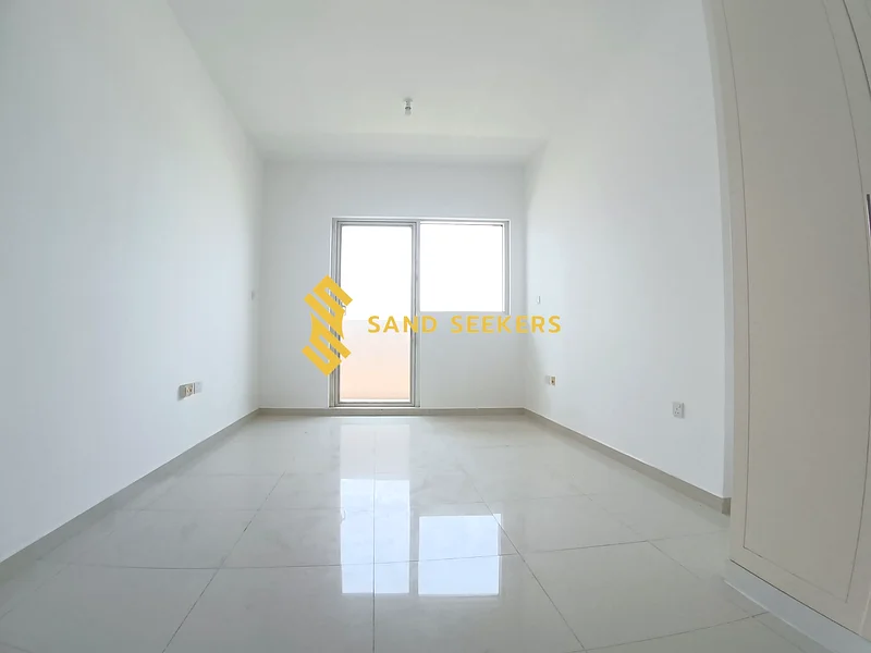 High ROI ! Specious 2BHK+ Store ! Excellent  Community63848065180803114