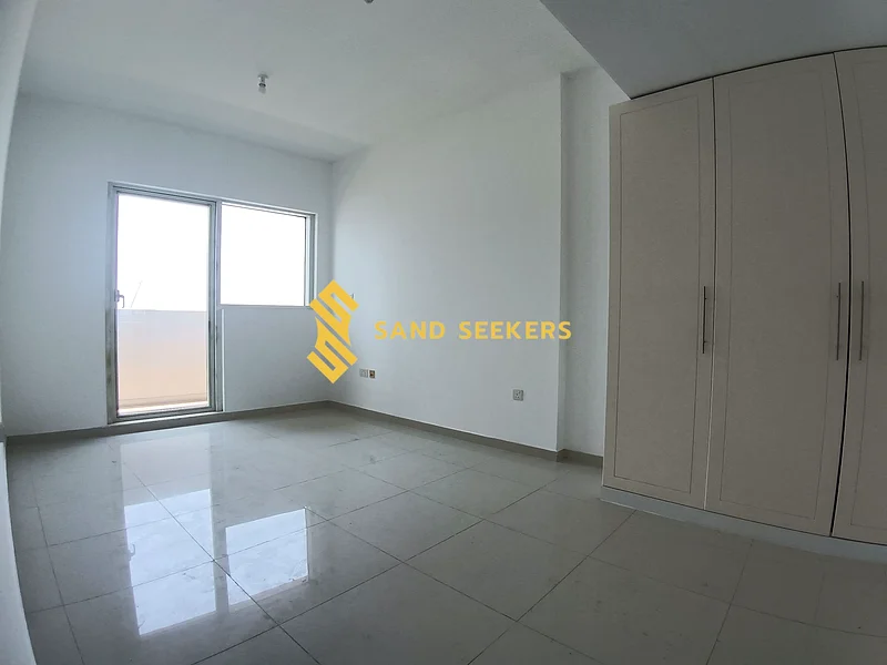 High ROI ! Specious 2BHK+ Store ! Excellent  Community63848065180803113