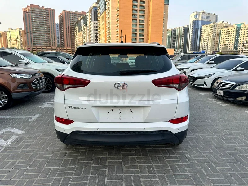 Huyndai tucson 2018 GCC neat clean original paint low killometer63407354043395113