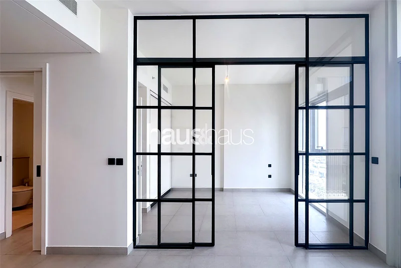 Stunning Views | Multiple options | High Floor64044656943234114