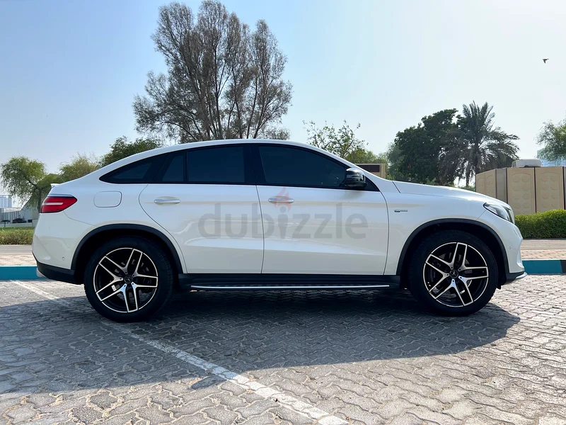 MERCEDES-BENZ GLE43 AMG-2018-GCC SPECS FULL OPTION-Service History-No Accidents.63488644046209114