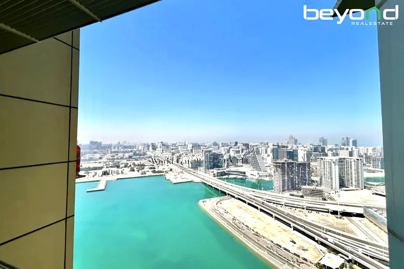 منظر بحري كامل | شقة فاخرة من 3 غرف نوم + خادمة | رائعة63846558937603111
