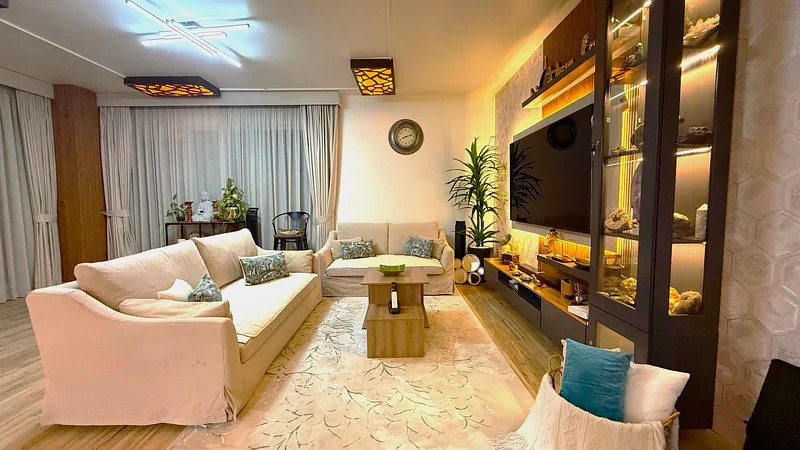 Luxury Living in JLT | Stylish 1BHK Getaway | Metro | Balcony | Deals! limited offer63831331796354114