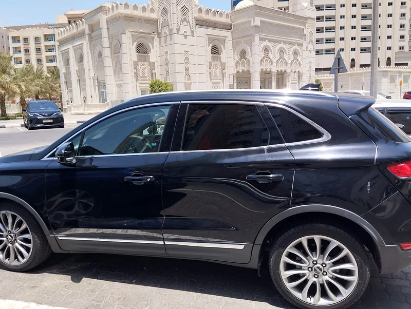 لينكولن MKC 201763477752775426113
