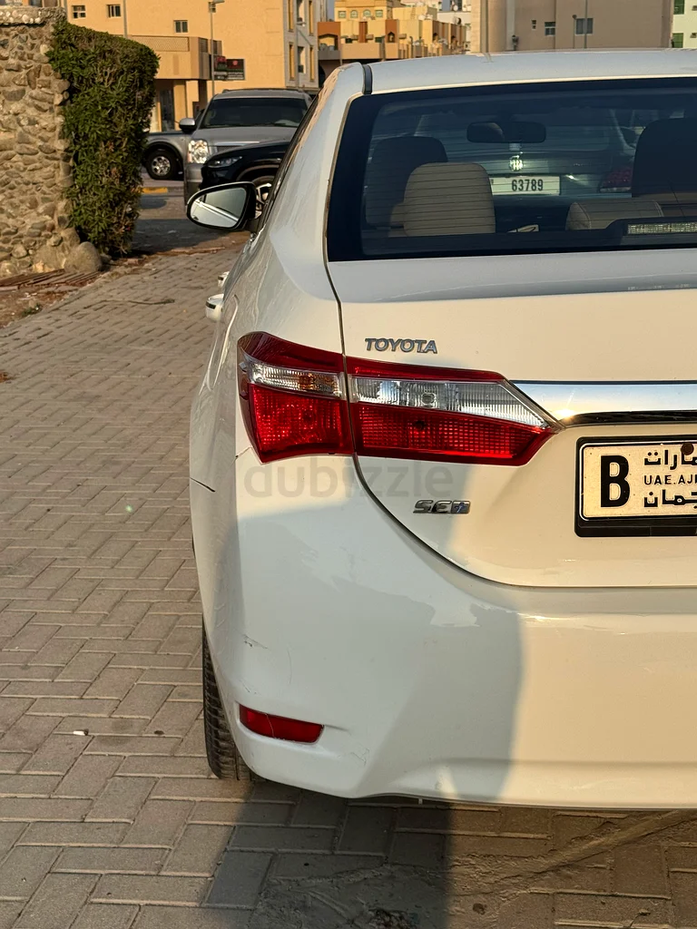 تويوتا كورولا خليجي 1.6L وكالة مالك أول 2014 للبيع63401304392579113