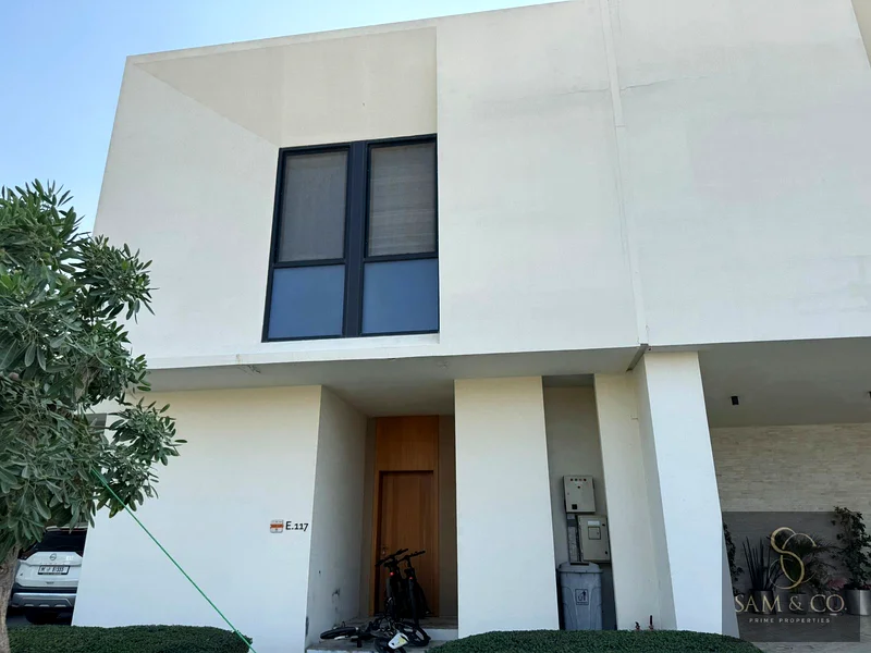 Ready to Move | Corner Townhouse | Freehold | Golf Community63879744720899111