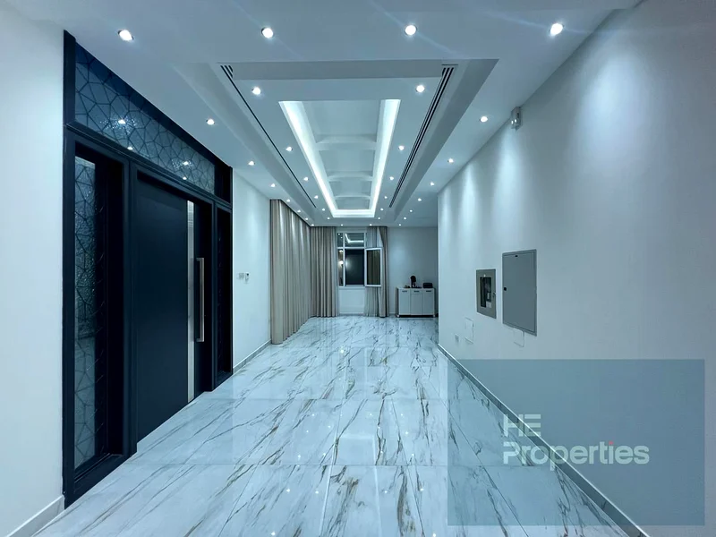 LUXURY LIVING | SPACIOUS LAYOUT | UPGRADED63931708061569112