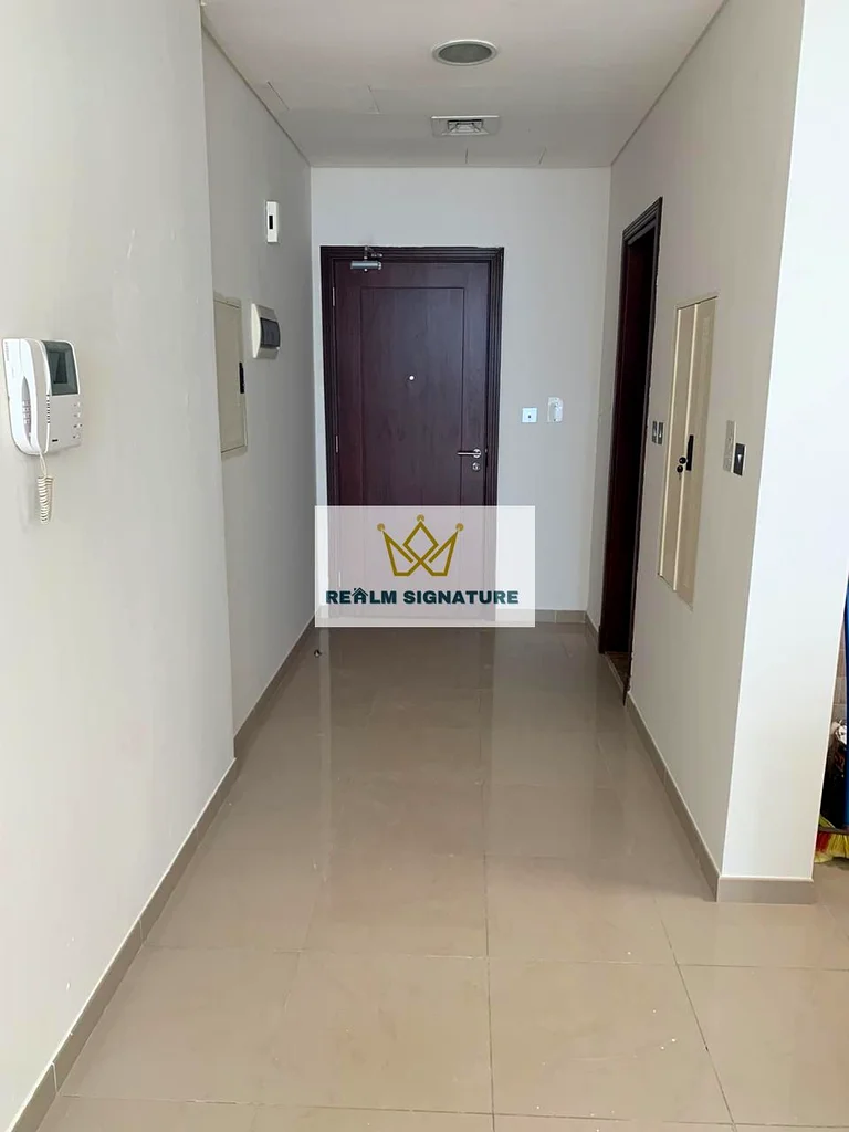 صفقة رائعة | استوديو مؤجر | تخطيط واسع | موقع متميز63842851095425112